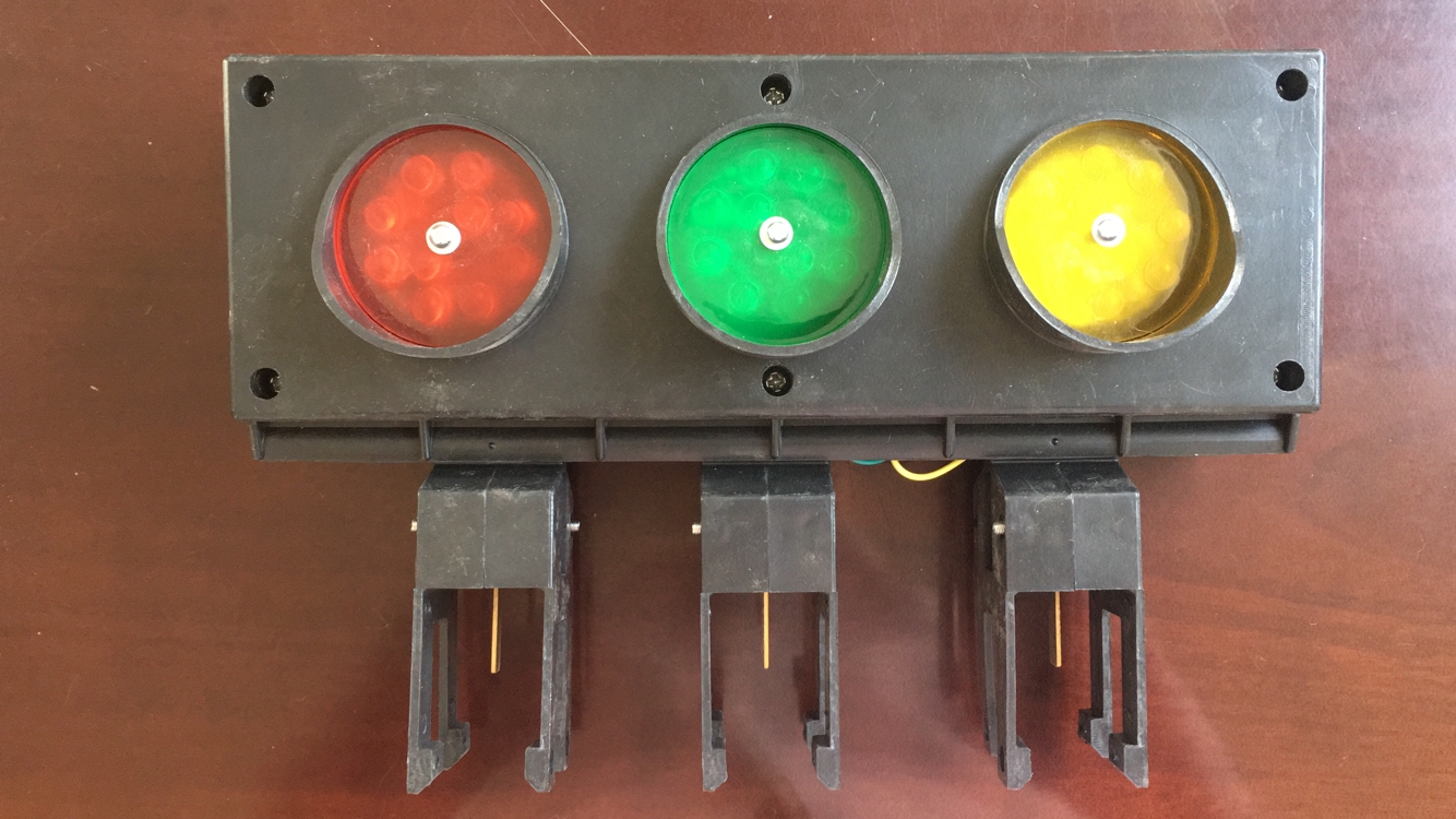 谈滑触线指示灯接线方法